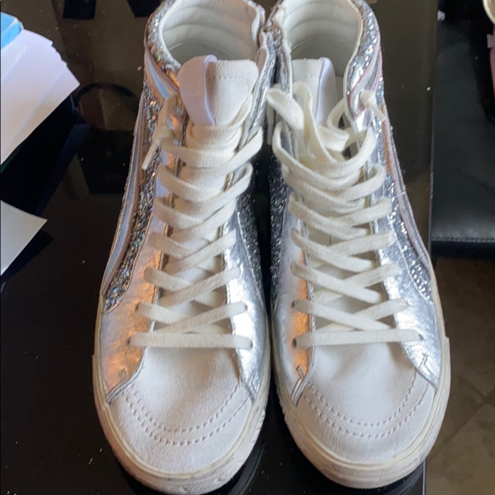 Golden goose sneakers /new